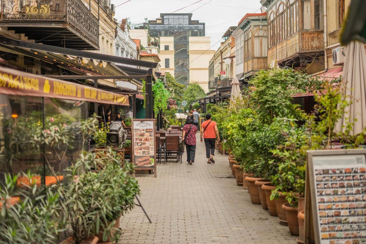 Heart Of The Old Tbilisi Apartment Exterior photo