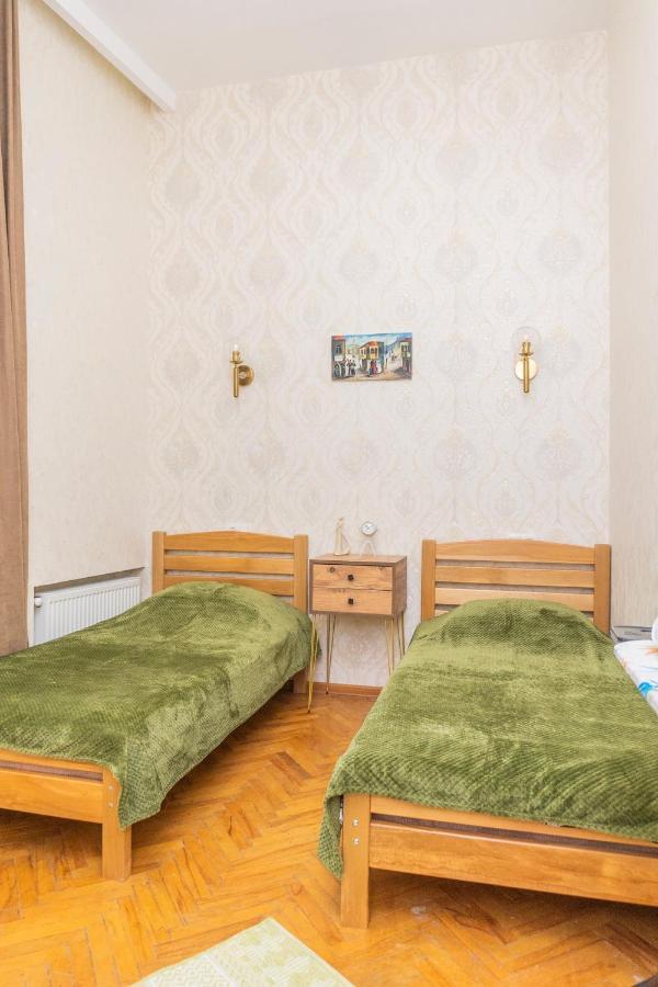 Heart Of The Old Tbilisi Apartment Exterior photo